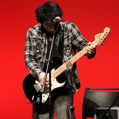 福岡にてBluesを主軸に音楽活動をしております(^^)
悩みや憂鬱が降りかかる毎日でが…
それらを巧く感情表現したいものですね‼
宜しくお願い致しますm(_ _)m
📺
https://t.co/j9YYpeknAs