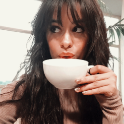 ― I ᴀᴍ ɴᴏᴛ ᴄʀᴀᴢʏ; ᴍʏ ʀᴇᴀʟɪᴛʏ ɪꜱ ᴊᴜꜱᴛ ᴅɪғғᴇʀᴇɴᴛ ғʀᴏᴍ ʏᴏᴜʀꜱ.