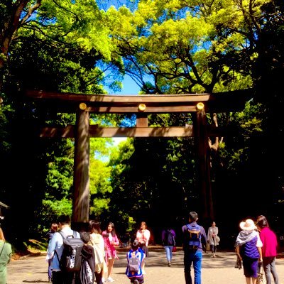 tufsguide2020's profile picture. 東京外国語大学essガイドセクション offering volunteer guides for tourists from overseas @ the Seonsouji Temple, the Imperial Palace, and the Meiji Shrine @tufs_ess #春から東京外大