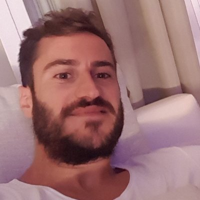 FrancescoMovens's profile picture. Chinesiologo appassionato di scienza e di business, nasco come tecnico di nuoto e mi specializzo in attività fisica adattata. Co-founder di Movens