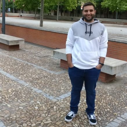 fran70197's profile picture. 🚈