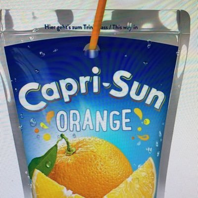 CapriSoNicht's profile picture. Ein Adler der versucht hat zu fliegen