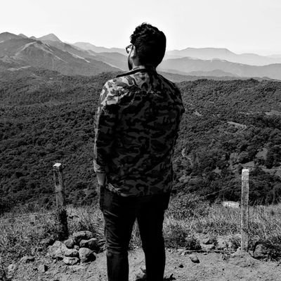 Itstechforlife's profile picture. I may not be special, but I’m going to be definitely limited edition!🤗 and I am a raging tech-oholic👨‍💻.