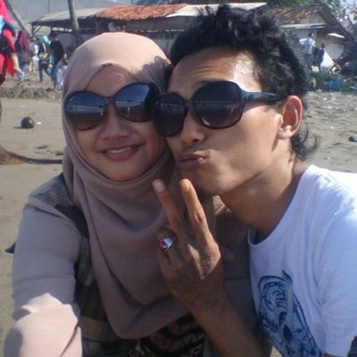 anjyutt_liver's profile picture. aq orang nya biasa saja