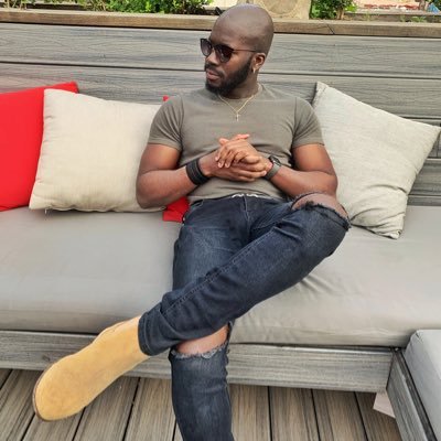 Armelettiegne's profile picture. IG:   https://t.co/acvbBCQdQa