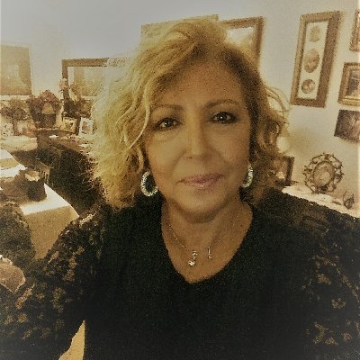 Telefonista en el Huc.
Ex gerente Axa Asesores.
Ex Aux de Enf Huc,