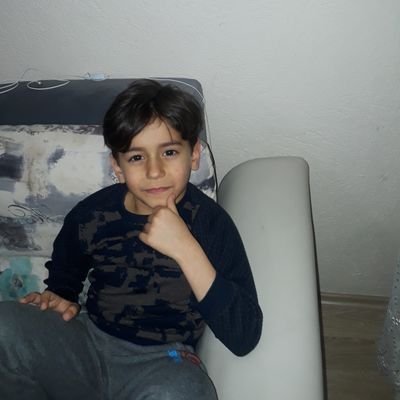 guneysamed's profile picture. 