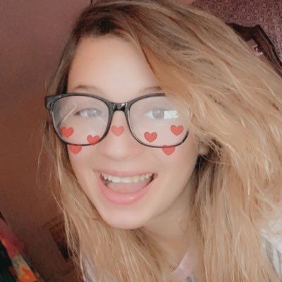 cateylindsay's profile picture. literally figured out my password to my old one as soon as i made this soooo