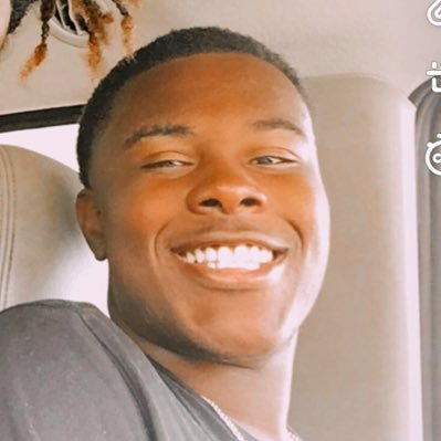 Cool asf 😎
Praise to the man up above 🤥
Always keep it💯
Don’t fw to many niggas🔞
Tryna live a healthy life🥴