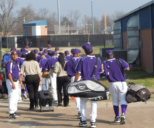 WE ARE THE PRAIRIE VIEW A&M UNIVERSITY PANTHERS, MAKING A FAN PAGE TO LET ALL KNOW WHAT IS HAPPENING DURING OUR LONG JOURNEY TO THE SWAC CHAMPIONSHIP.