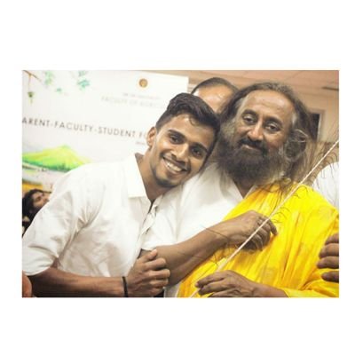 #@DevoTee-SriSri_😊
#@ArtofLiving_😇
#_StuDenT Of HealtH WellnesS_💆‍♂️
📚#@SriSriU _🎓
#_Love, Seva, Respect_ 🙏
#@YogaTherapisT_🙌
#Health Coach _💪🏻