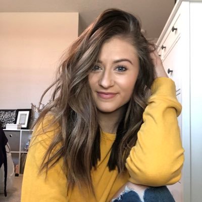 jamie_seal96's profile picture. || by the grace of God she smiles ||elementary education major|| insta: jamieeseal