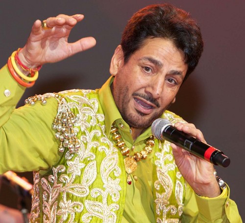 Official Twitter Team of National Award Winning Legendary Punjabi Singer & Recipient of Doctorate in World Music from Wolverhampton University,UK - GURDAS MAAN.