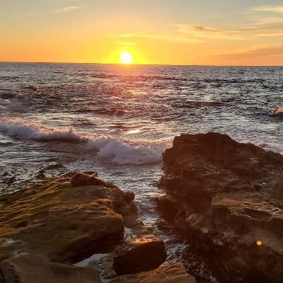 ChauKasi's profile picture. 