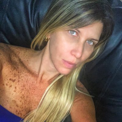 mariacarolenet's profile picture. 