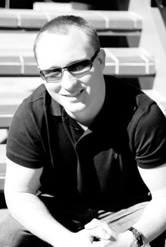 Founder @mrktstreet_az, Realtor @ Keller Williams Sonoran Living. Speaks at a normal volume while wearing headphones.
