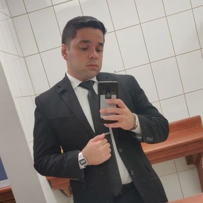Sin nombre, sin historia. No es que quiera ser profundo, es que soy poco creativo