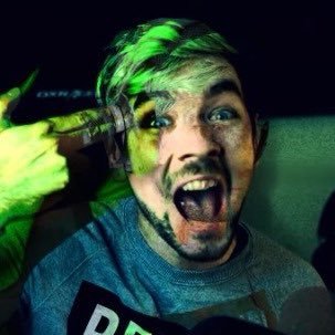 Antiseptori's profile picture. An̵̖̳͔̐ti Love̴̢̨̘͚͓̺̞̙̩̱̖͑̄͐̕̚͠s̵̘͓̺͙͍̳̺̝̀̓̀͛͛̀̆̒̾͊ yoư̴̢͔̼͕̐̐͗͐̄̀̈̆̽̿̈́͆̿̎