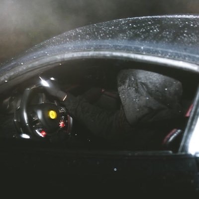 illyminiachi's profile picture. ???