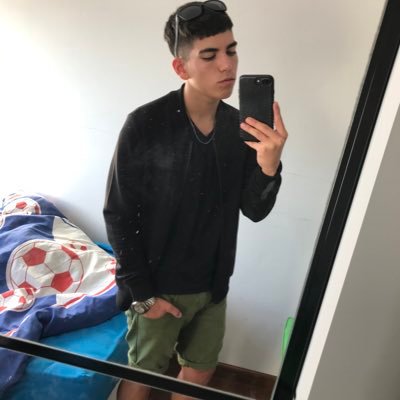 pegándole al perro como siempre 😉