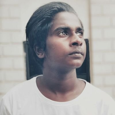 KarthikDQ4's profile picture. Love Music..