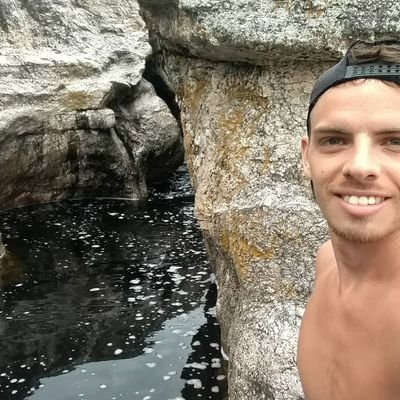 Programmer🤖
Insta: https://t.co/JvyebyG0sA
GitHub: https://t.co/V908hV5fxm
Linkedin: https://t.co/KFTr9lqVeU