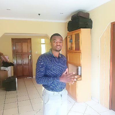 Richies03872367's profile picture. Friends and sports