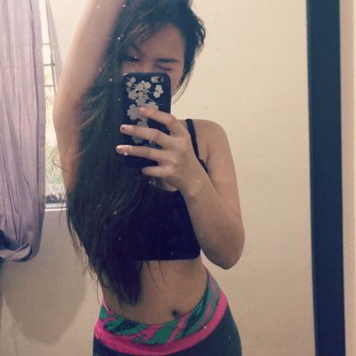 Nothing in the universe can stop you from letting go and starting over ✨❤️