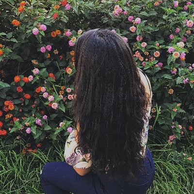 paulinajor0202's profile picture. Un Vinito 🍷 y “Si la Ves” en repetición 🔂