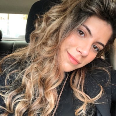 Radio host, voice over, actriz y amante de mi país.🇩🇴🤷🏻♀️ creo en defender nuestros derechos en PAZ 🙏🏻