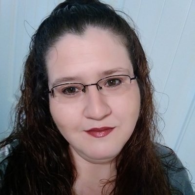 Truckers Widow. Mom of two. #Blogger. #Author. Survivor. #Ohio born #Texan convert.