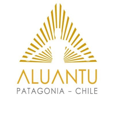 A Holistic Retreat Center in Patagonia, Chile
Empowering humanity and awakening our true potential through experiential learning. Host your retreat at Aluantu!