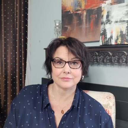 RoyTracyroy's profile picture. Intuitive Healer & Coach!