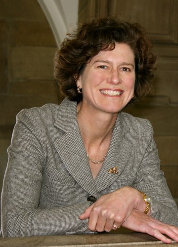 ZoeRuthin's profile picture. 