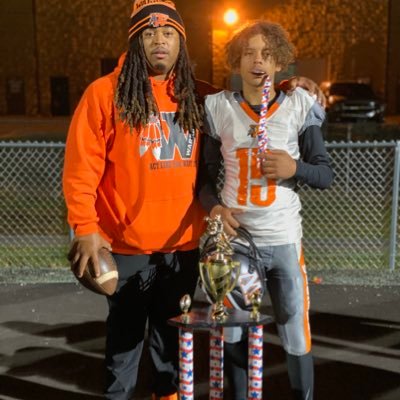 C/O ‘24| Additional Profile’s at NCSA & Hudl| All District Champ| Offensive Player of the Year & MVP|RB,WR,K|IG:caprice_athletics05|caprice.moxley01@gmail.com