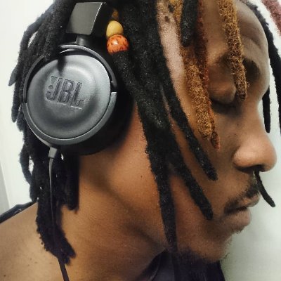 ronaldrascal's profile picture. Cross-boundary record producer | Multi-disciplinary music phenomenon 🇱🇸 https://t.co/z6nBm0l0qk