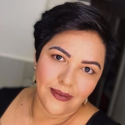 crisnascmnt's profile picture. 