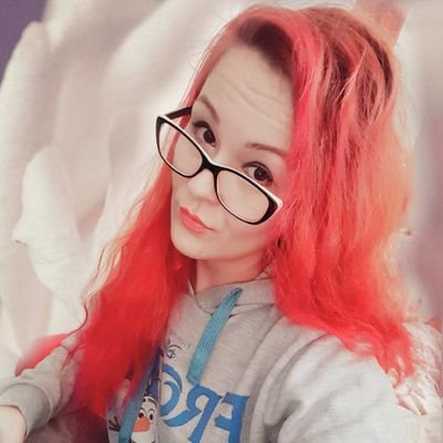 Astra...★♌
I'm #polishgirl in #Preston 👱
#Polka w #UK od 2012 😉
Makeup 💄& #Music 🎶 lover 💓
#Singer 🎤
#Photomodel 📸 https://t.co/uym8KgJGxj