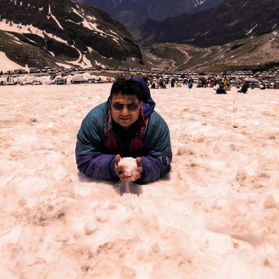 sushilRSS's profile picture. !entrepreneur ! swayam sewak !🇮🇳

❤️Give Respect_Take Respect ❤️

अघोर हूँ मैं, अघोरी मेरा नाम, महाकाल है आराध्य मेरे, और श्मशान मेरा धाम !

🔱हर हर महादेव🔱