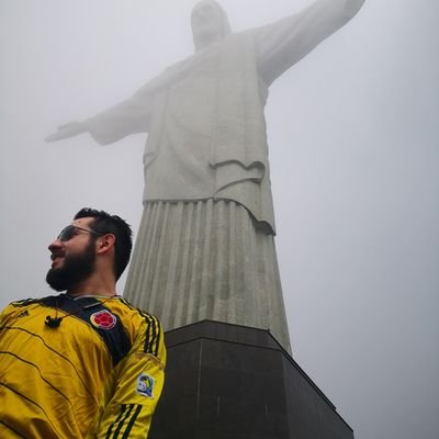 Fullstack developer, Paintball, Music, Travel, Video Games, Cinema, Innovation, English, Xbox, cheess, Game Of Thrones