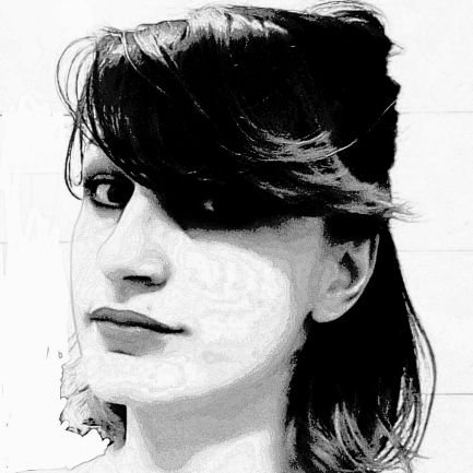 Magda_Tudor's profile picture. J'en ai marre de la symétrie