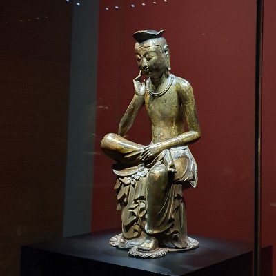 yobebego's profile picture. 