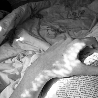 _iNaseeba's profile picture. 