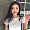 Adela Lee - @AdelaLe54439173 - Twitter