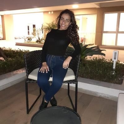 princesa_miih1's profile picture. carioca 17 aninhos
twitter novo