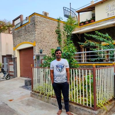 Venkate73809333's profile picture. Always be Happy