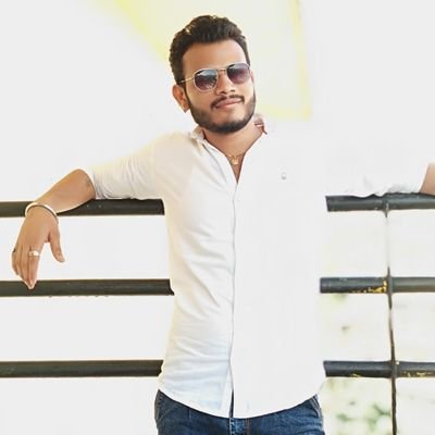 RajivRK12's profile picture. Wish me on 14th Feb...🎂
I just love Music....... 🎶
( Working in Investment Office) 💯