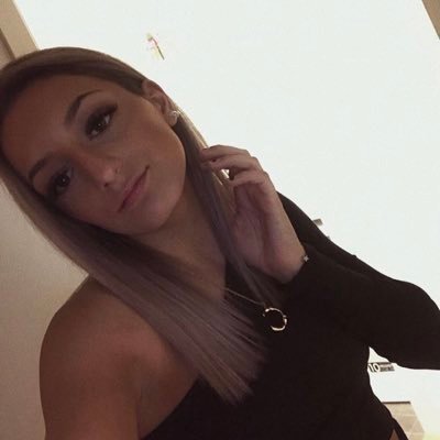 jag har en follow av Zara Larsson, ursäkta men vad har du???? :-)