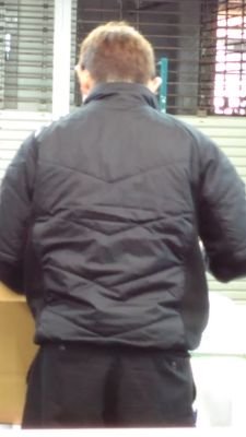 ootori95843612's profile picture. 京都の市場の側で焼鯛や味噌漬け、龍皮を作っています
075-313-5161
繋がらない時は東志さんへ!→075-311-2654

なおツイ担は母方が石川出身です