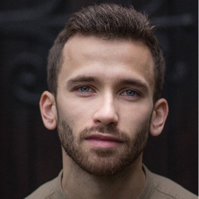 London based actor. Represented by @4wallsmngt @FourthMonkeyTC Two Year Rep Alumni 2018.